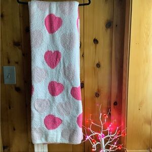 CUPCAKES & CASHMERE Feather Knit Candy Hearts Throw